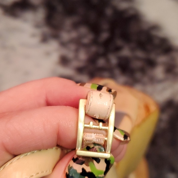 Franco Sarto Patent Beige Cork Wedge Heel Shoes - Picture 5 of 5